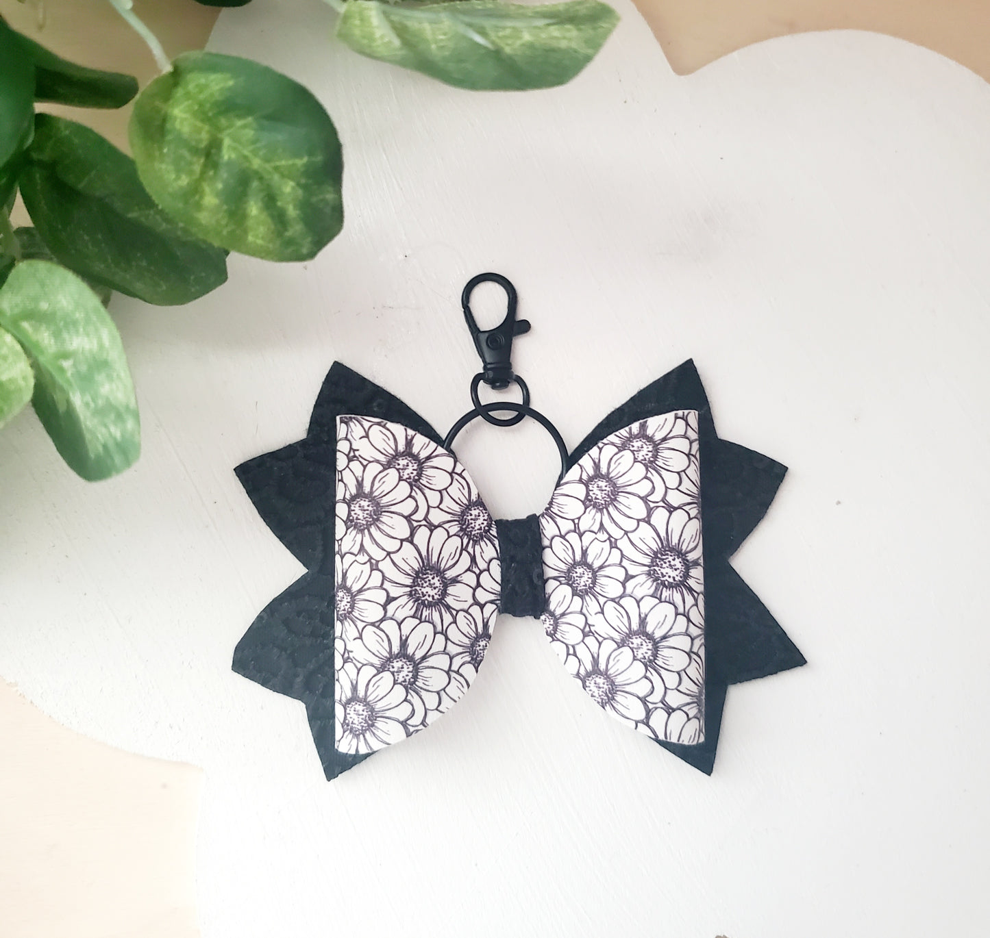 hair bow, hair bows, air bow, bows for hair, little girls hair bow, toddler bows, small bows, bows, bow, medium bows, large bows, spring bows, spring headband, springtime bows, summer time bows, summer bows, bows for little girls,