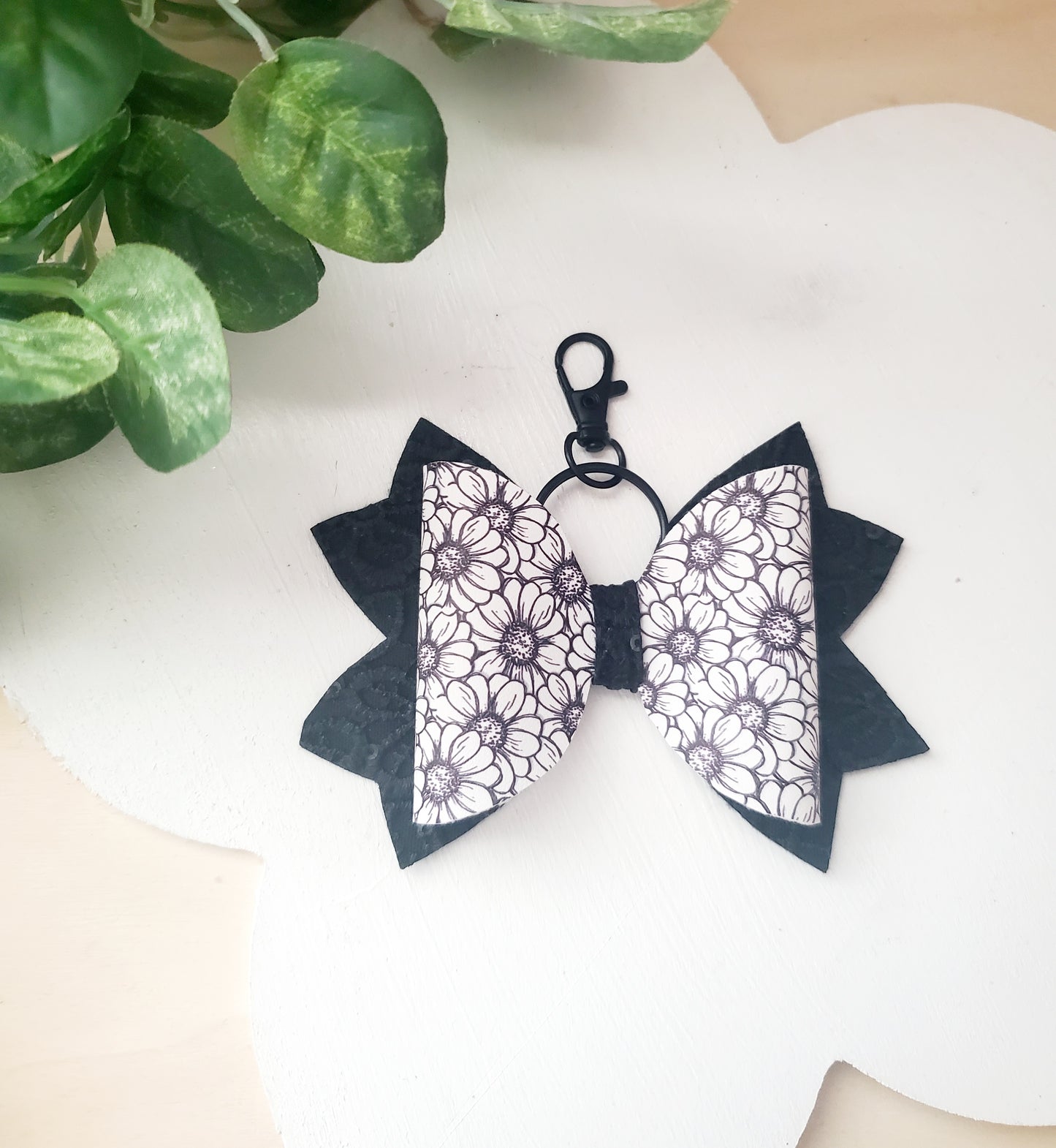 hair bow, hair bows, air bow, bows for hair, little girls hair bow, toddler bows, small bows, bows, bow, medium bows, large bows, spring bows, spring headband, springtime bows, summer time bows, summer bows, bows for little girls,