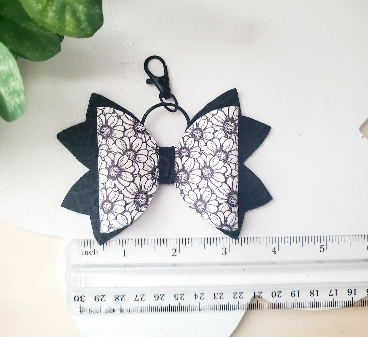 hair bow, hair bows, air bow, bows for hair, little girls hair bow, toddler bows, small bows, bows, bow, medium bows, large bows, spring bows, spring headband, springtime bows, summer time bows, summer bows, bows for little girls,