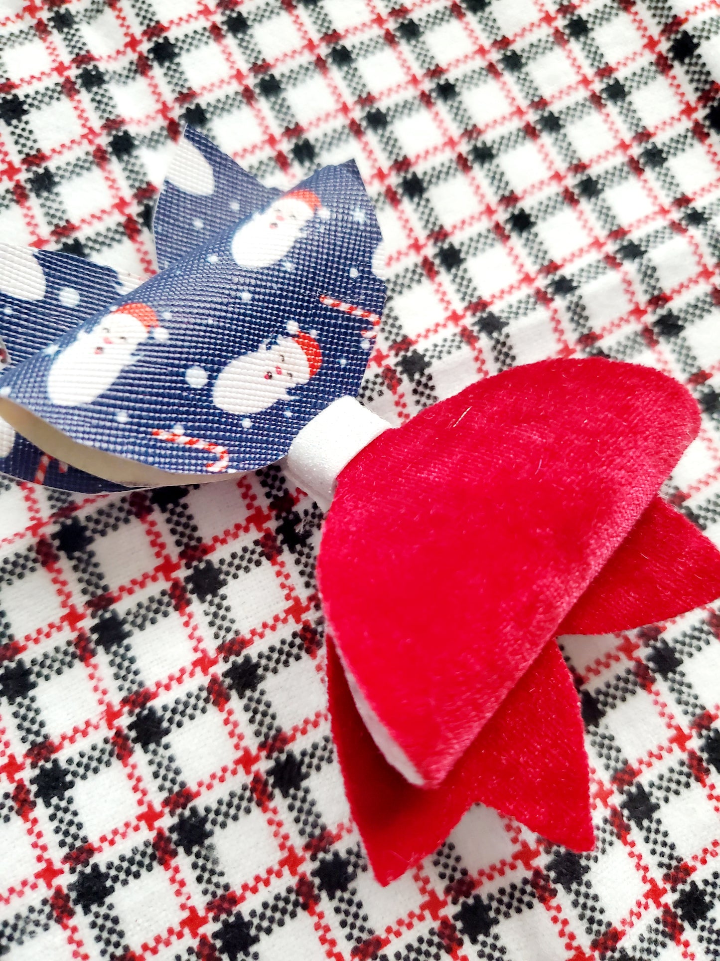 Snowman's and Velvet Bow | LovelyExpressionLLC