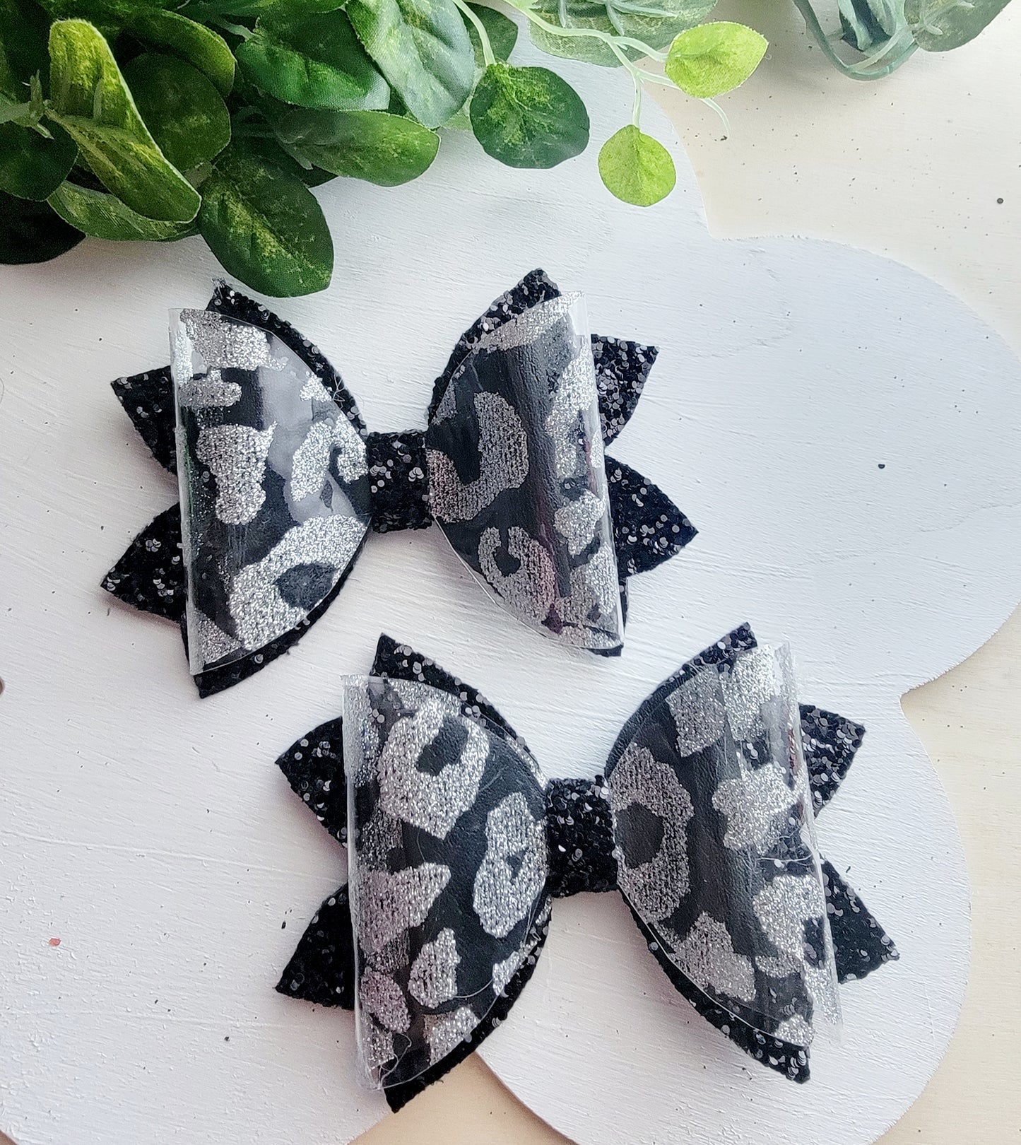 Transparent Leopard With A Sprinkle of Glitter Bows