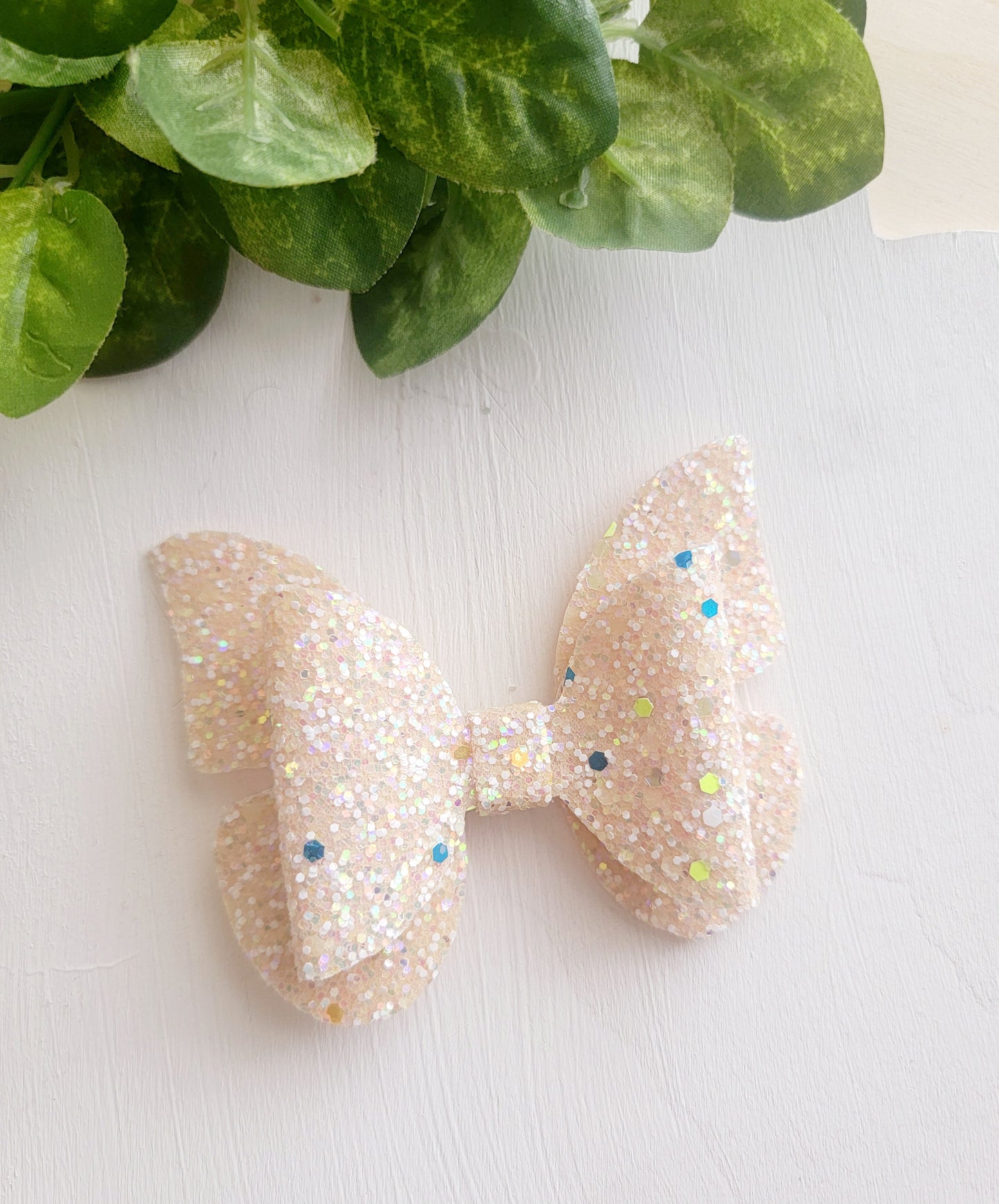 hair bow, hair bows, air bow, bows for hair, little girls hair bow, toddler bows, small bows, bows, bow, medium bows, large bows, spring bows, spring headband, springtime bows, summer time bows, summer bows, bows for little girls,