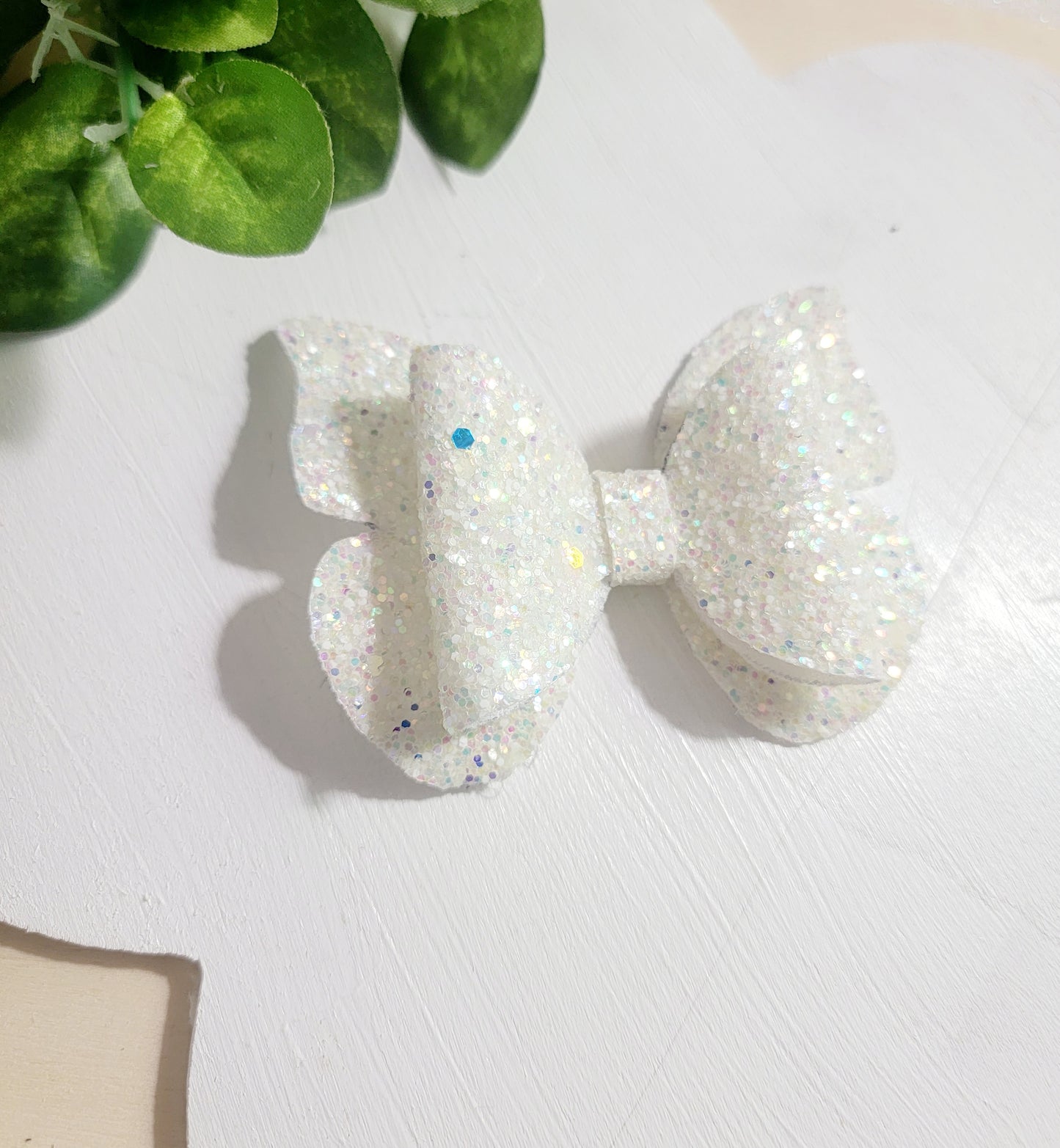 hair bow, hair bows, air bow, bows for hair, little girls hair bow, toddler bows, small bows, bows, bow, medium bows, large bows, spring bows, spring headband, springtime bows, summer time bows, summer bows, bows for little girls,