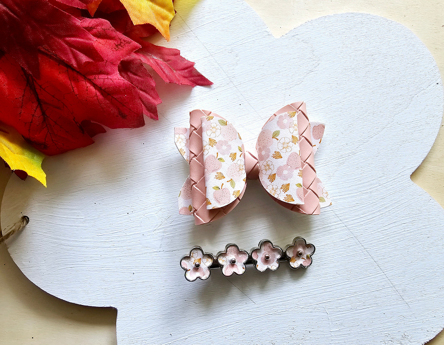 Apple Picking Hair Bows | LovelyExpressionLLC