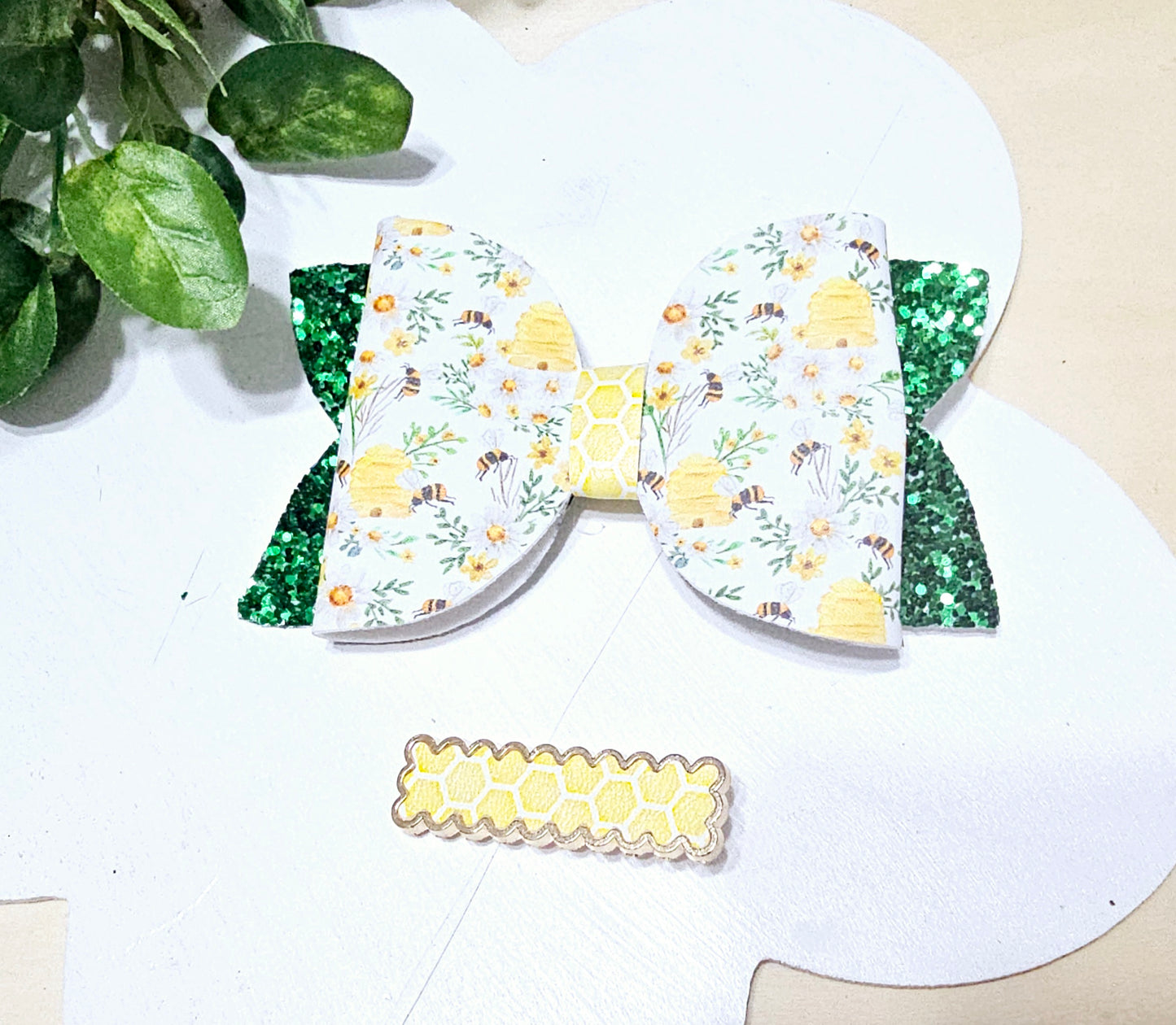 Sweet Honey Bee Hair Bows | LovelyExpressionLLC