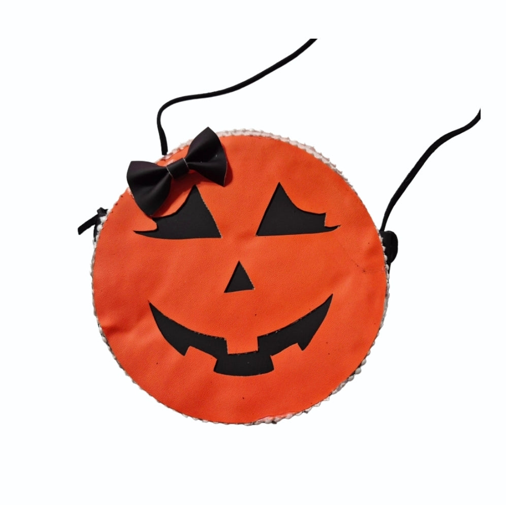 Cute pumpkin purse for girls, perfect for trick-or-treating, Halloween parties, and fall festivals.